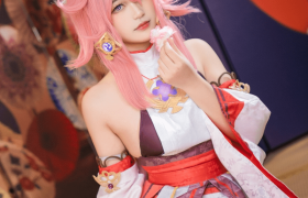 喵喵的喵吖的八重神子COSPLAY，精准还原每一个细节